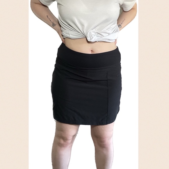 Black Athletic Skort, never worn - Picture 3 of 7